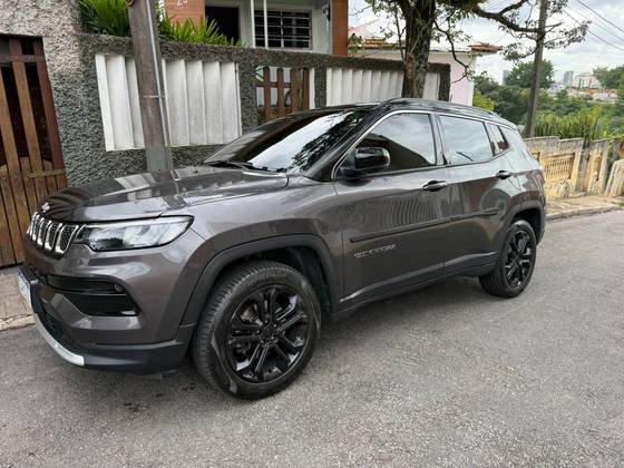 JEEP COMPASS 1.3 T270 TURBO FLEX LONGITUDE AT6 JEEP COMPASS 1.3 T270 TURBO FLEX LONGITUDE AT6